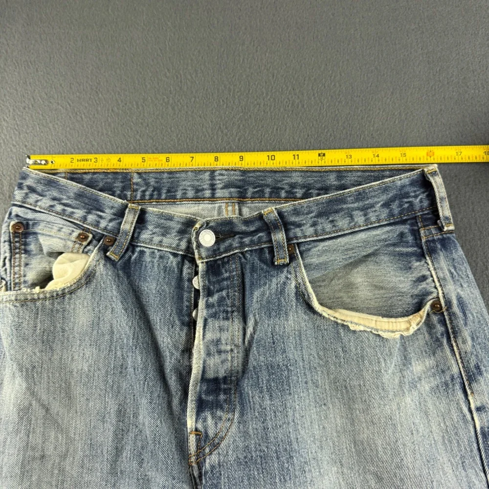 Levis 501 Jeans Men's 34x34 (Fits 32x32) Blue Button Fly Straight Leg Regular